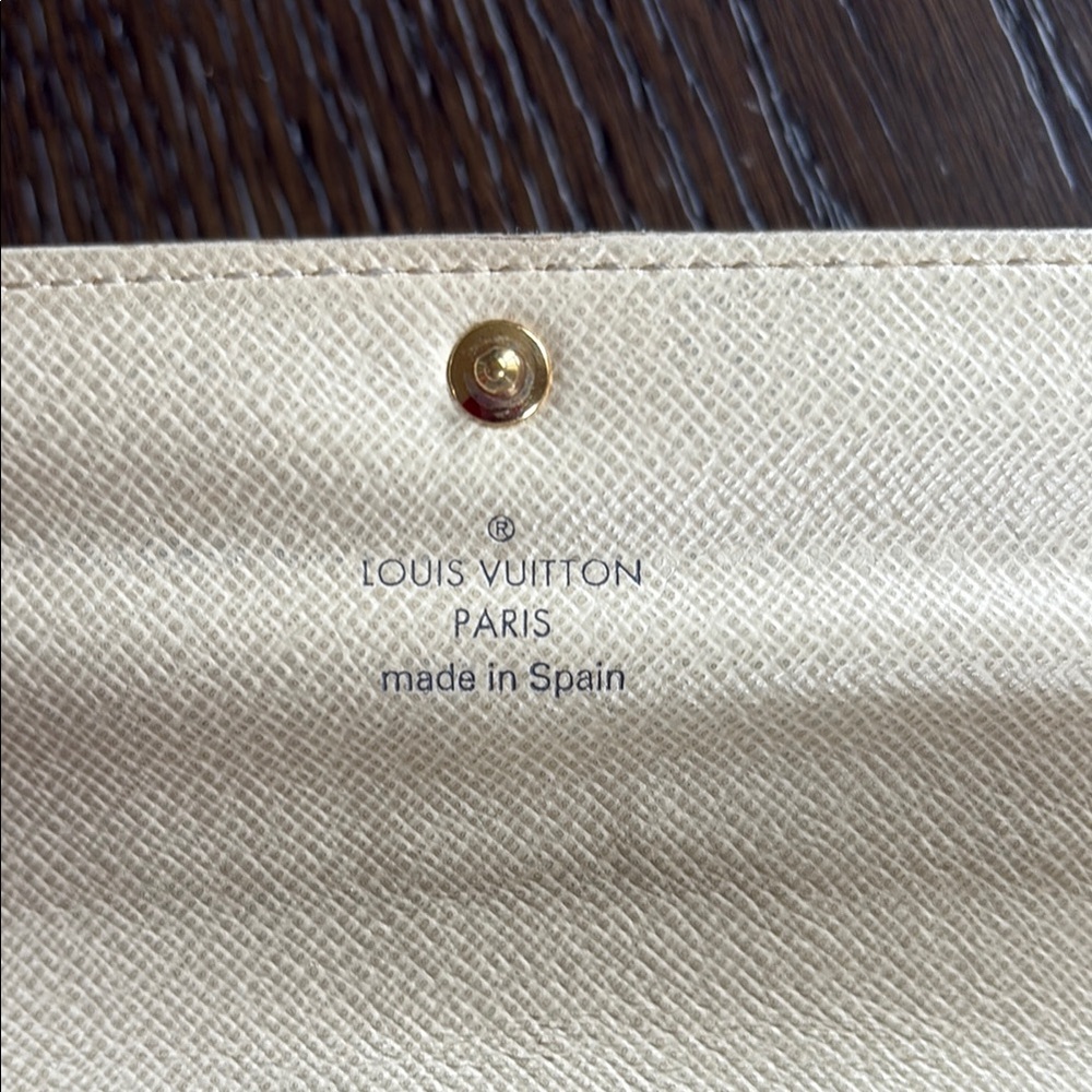 LV Damier Wallet with COA - Picture 3 of 7